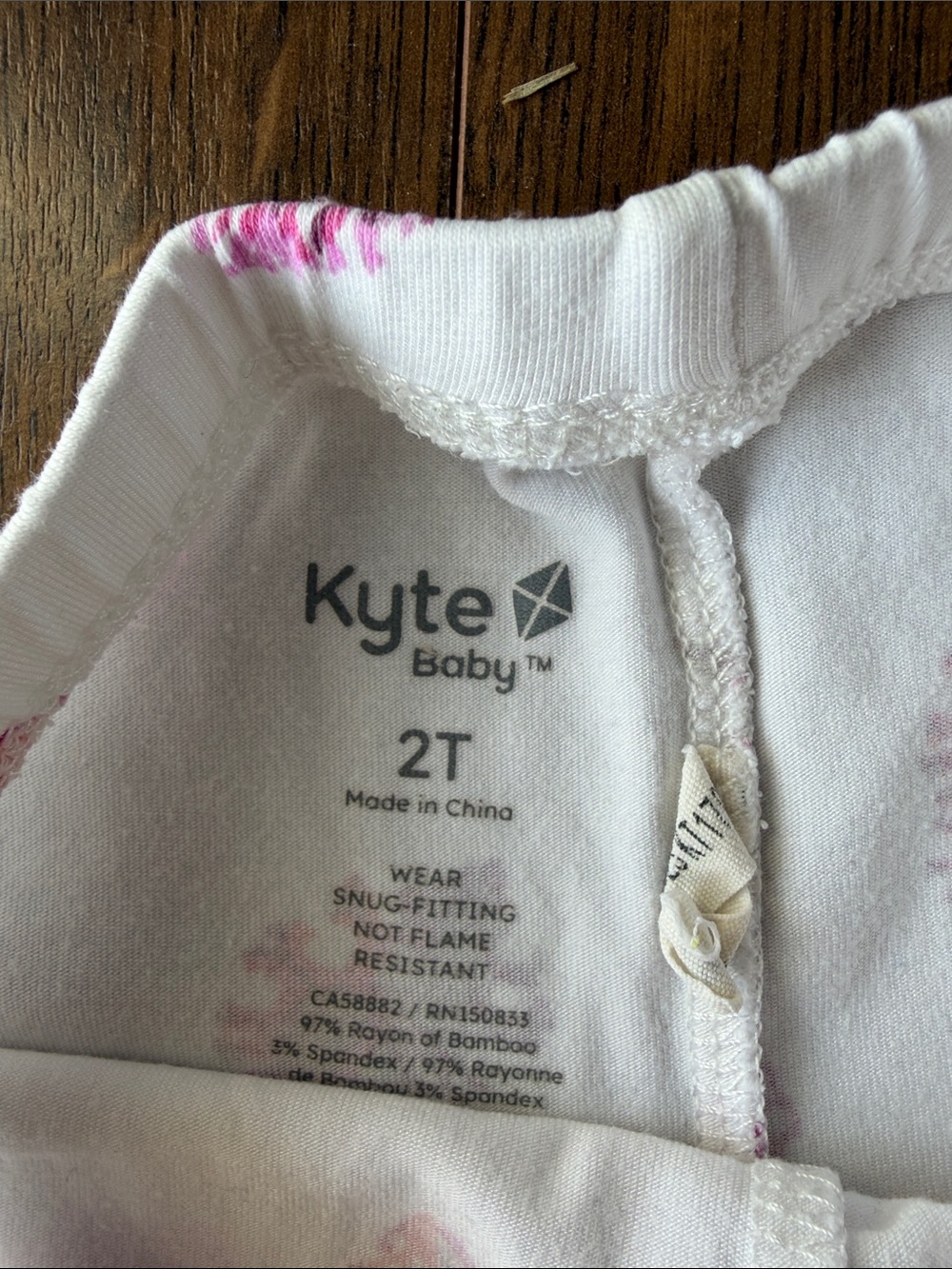 Kyte Baby Raspberry Shell Print Pajama Set - Picture 4 of 5
